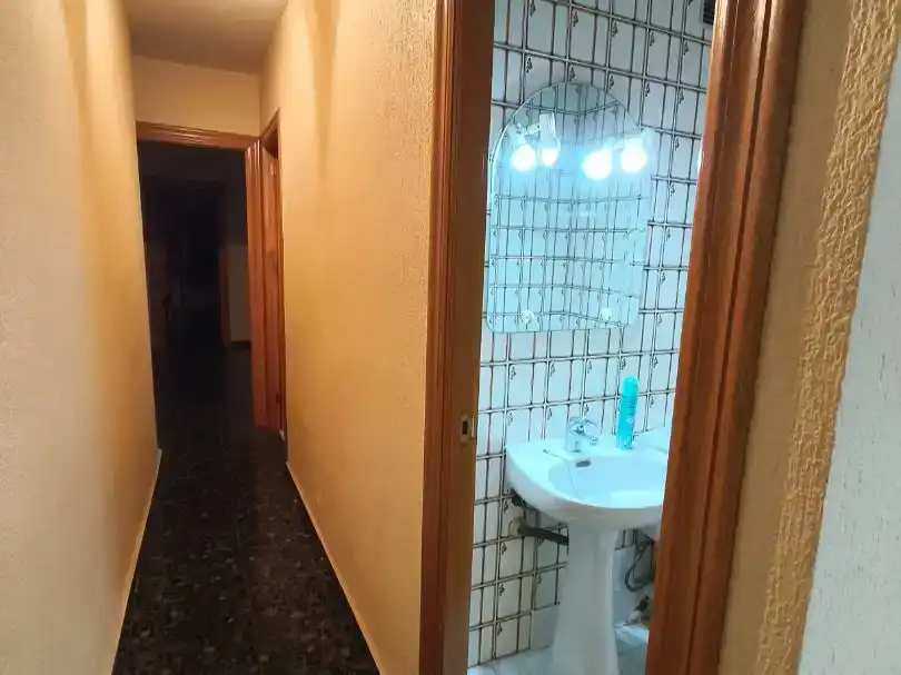 Badezimmer von Wohnung zum Verkauf in  Huelva Capital mit Balkon