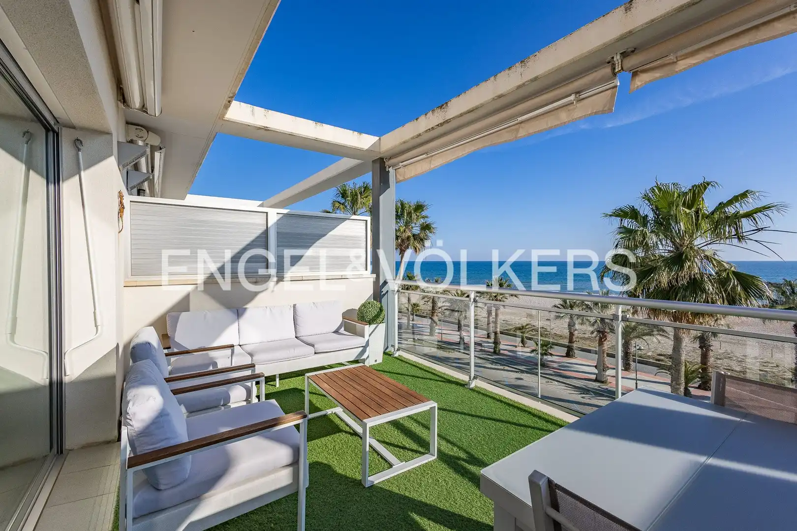 Terrace of Attic for sale in Cubelles  with Air Conditioner, Heating and Private garden