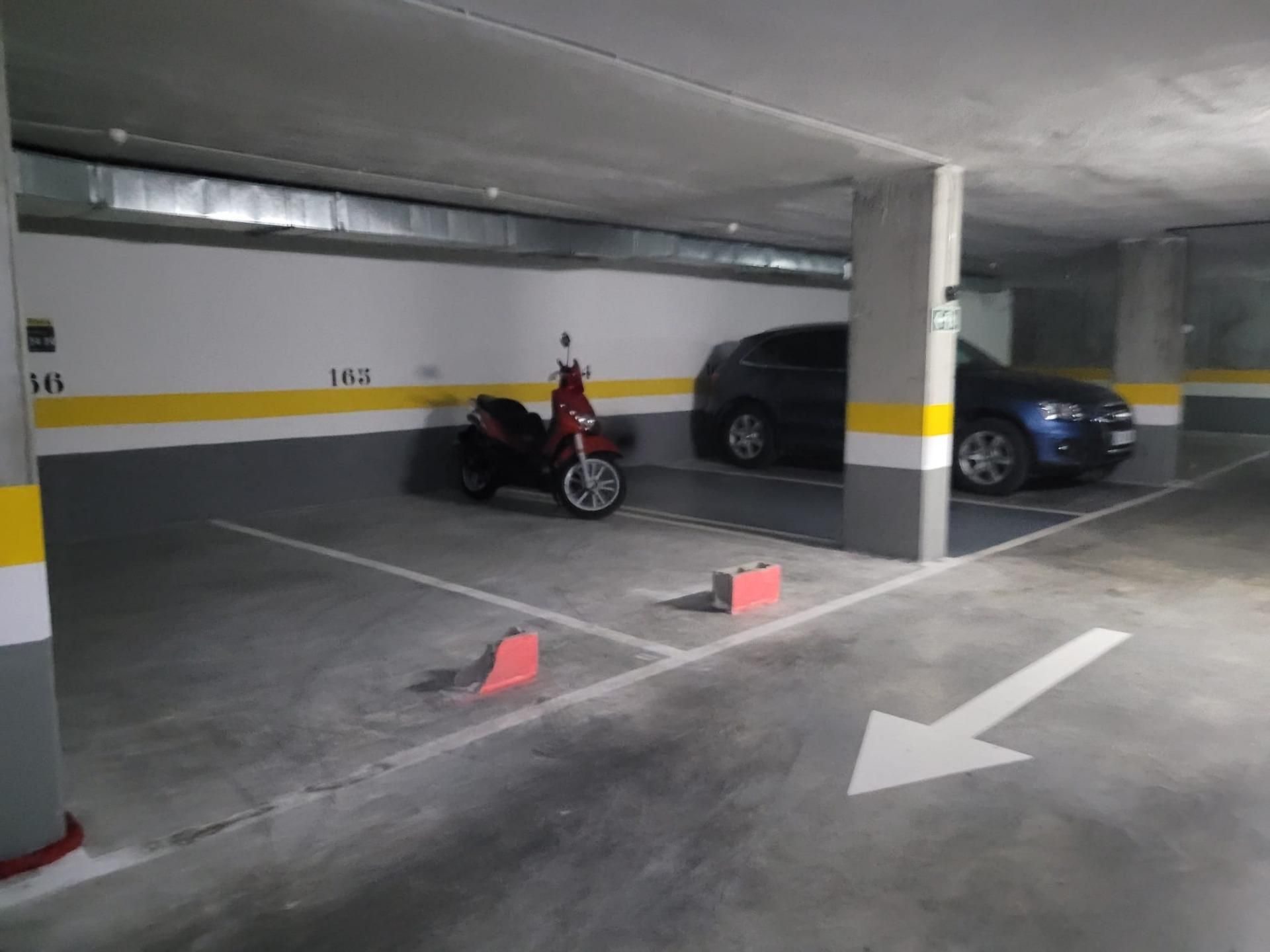 Parking of Garage for sale in  Madrid Capital