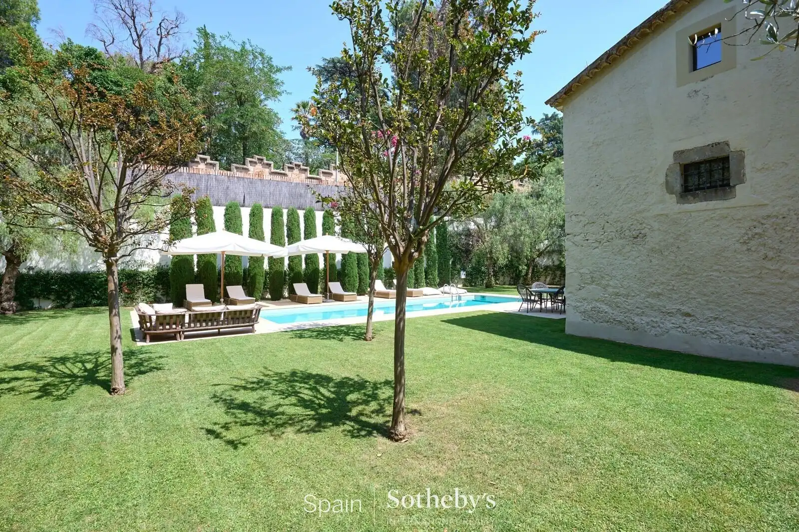 Jardí de Casa o xalet en venda en Alella amb Aire condicionat, Calefacció i Jardí privat