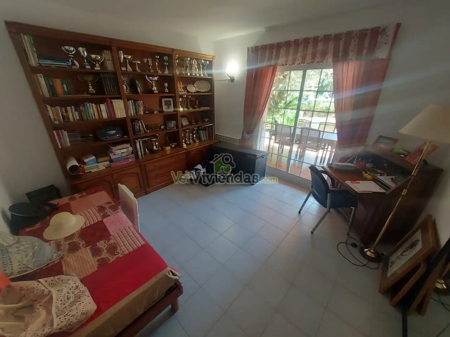 Dormitori de Casa o xalet en venda en Torrelles de Llobregat amb Aire condicionat, Calefacció i Jardí privat