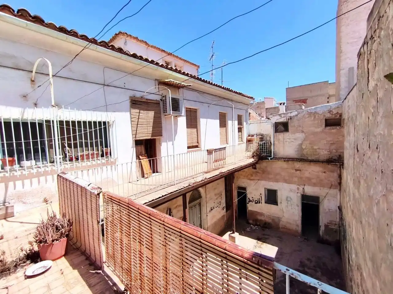 Vista exterior de Casa o chalet en venta en Novelda con Terraza