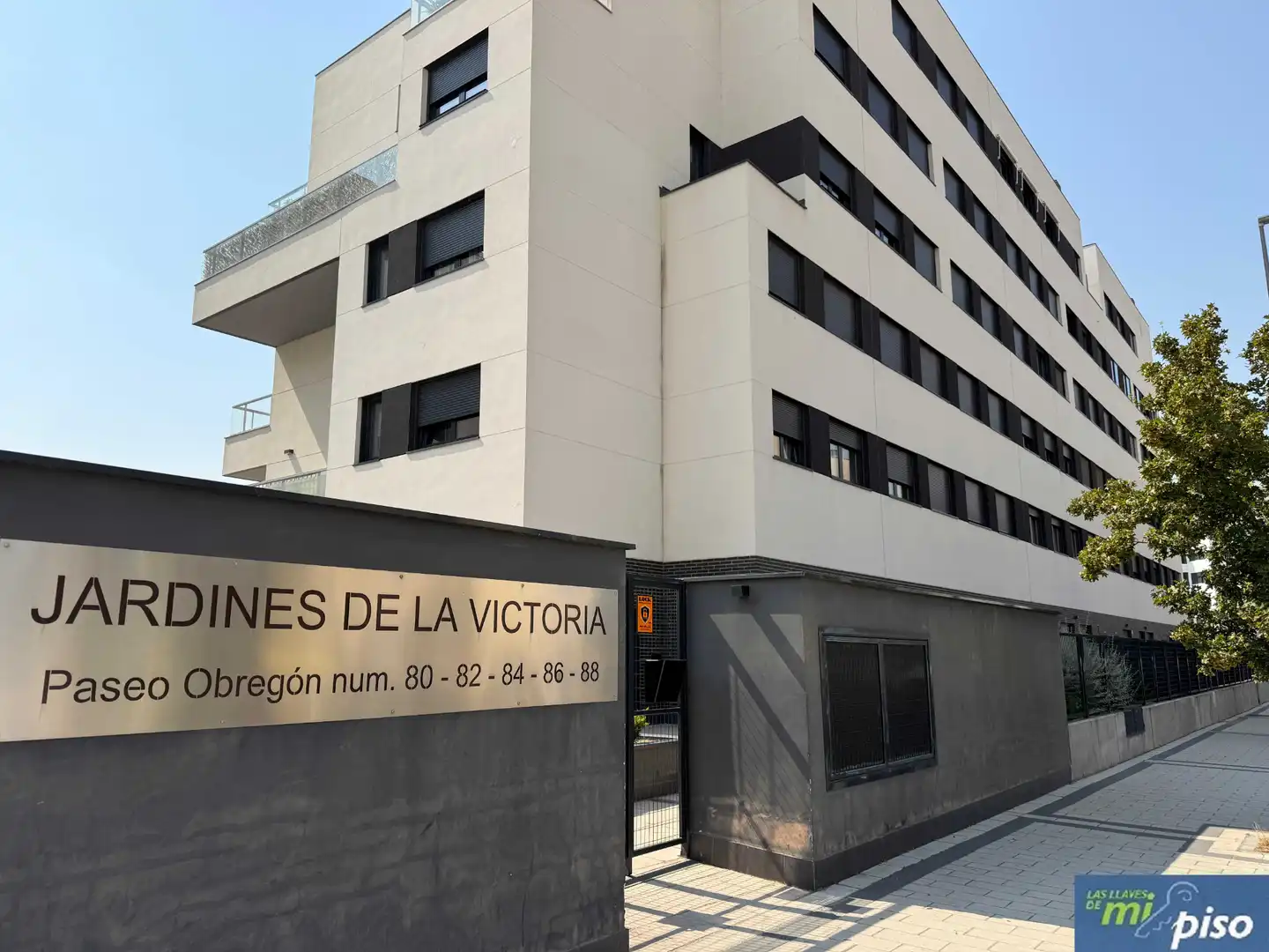 Außenansicht von Wohnung zum Verkauf in Valladolid mit Heizung, Privatgarten und Parkett