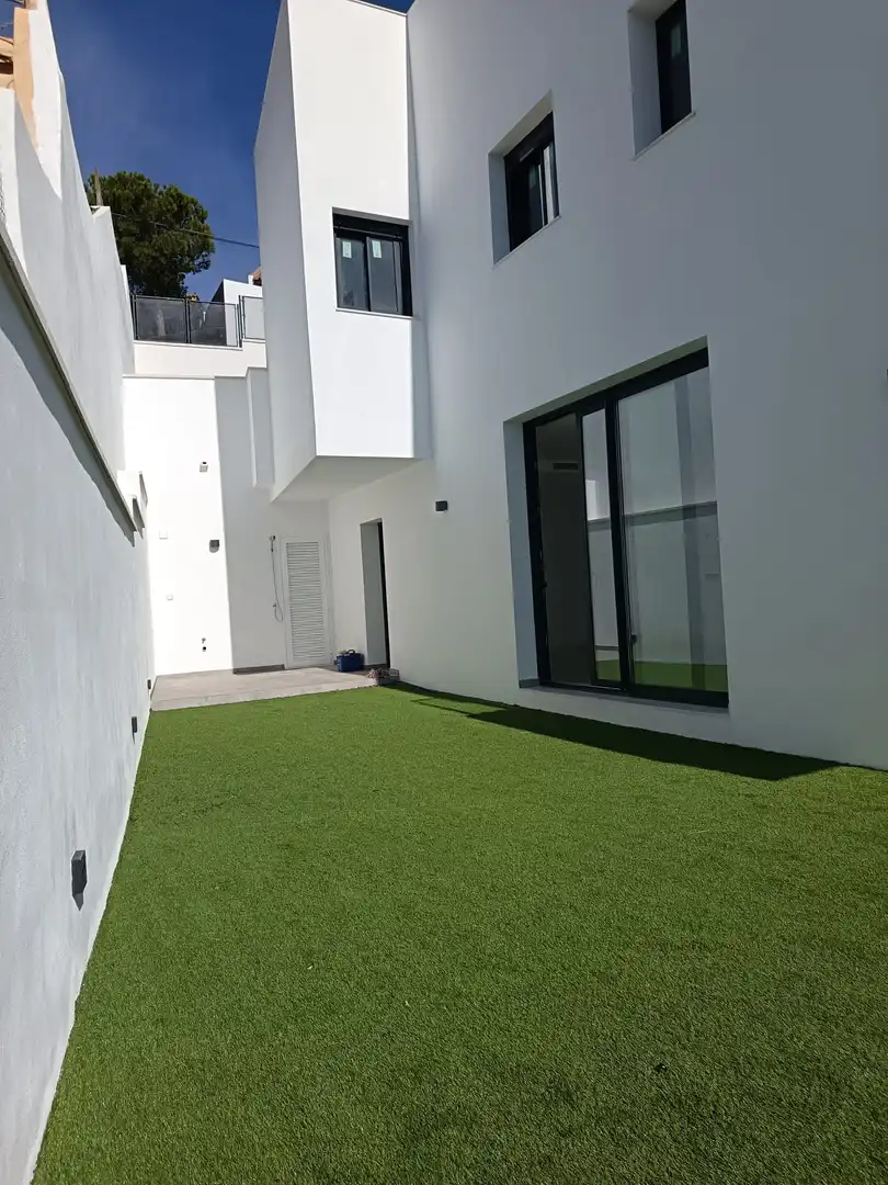 Casa aparellada amb piscina en venda a Puerto de la Torre - Atabal, imagen 13