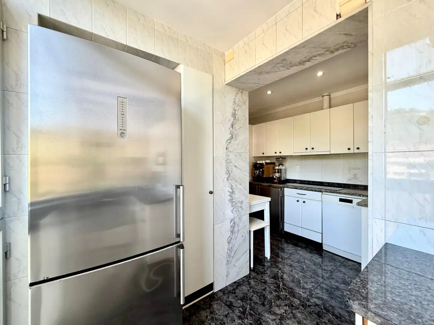 Küche von Wohnung zum Verkauf in Donostia - San Sebastián  mit Heizung, Terrasse und Möbliert