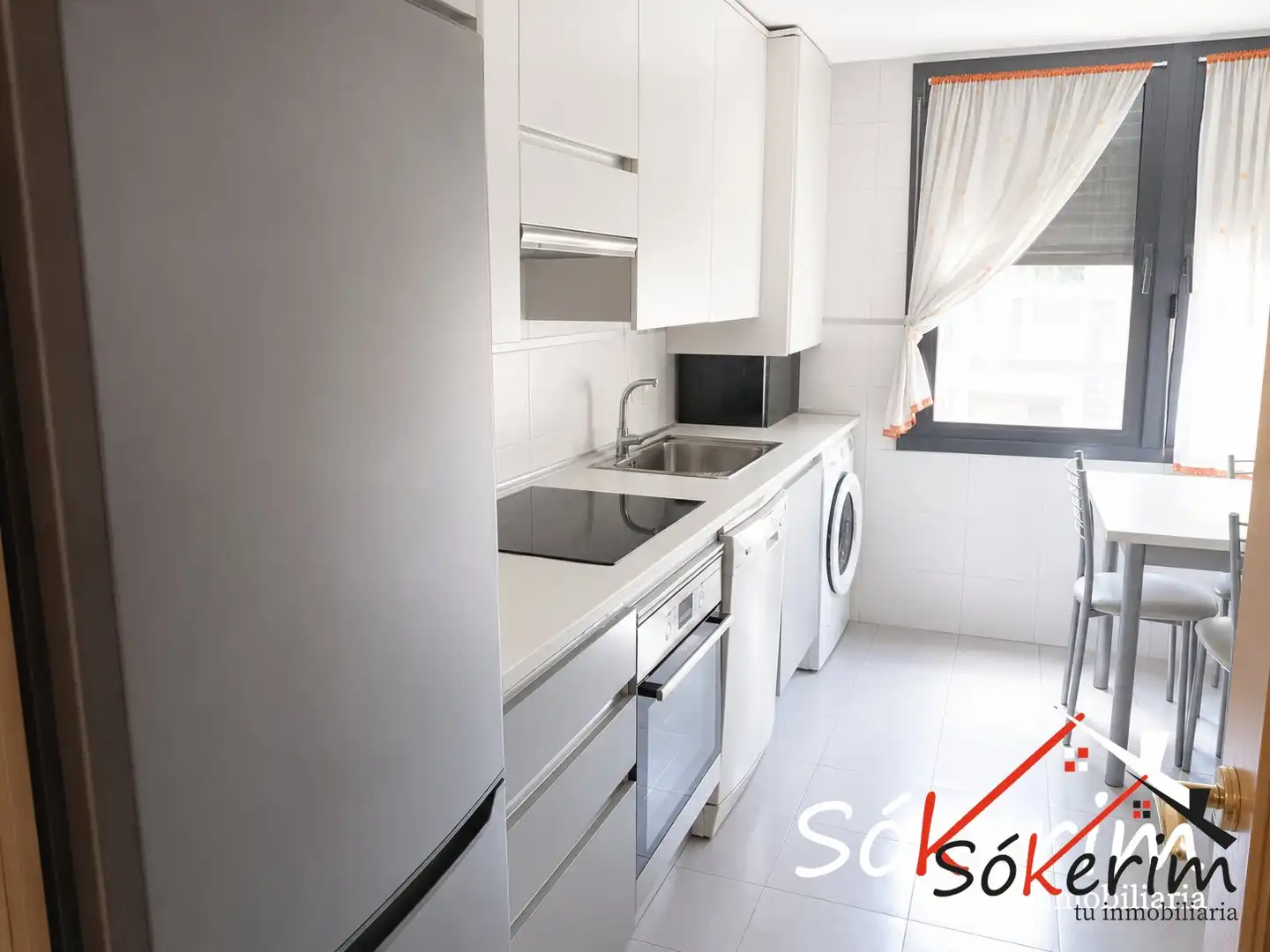 Cocina de Piso en venta en Alcalá de Henares con Aire acondicionado, Calefacción y Trastero