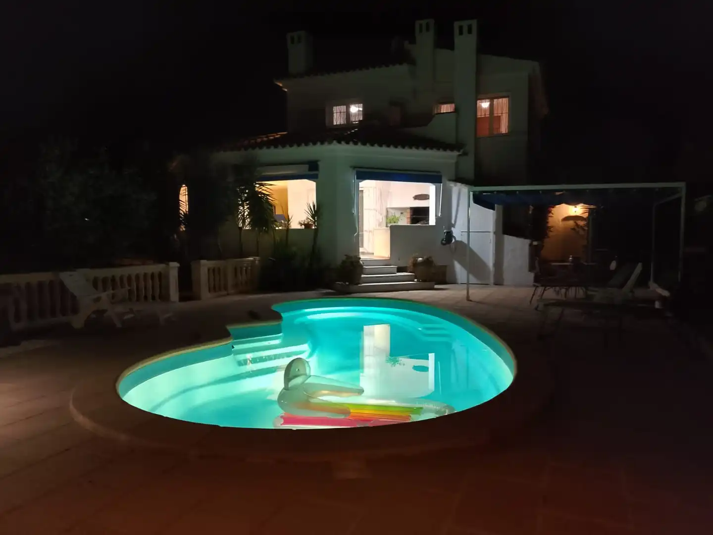 Schwimmbecken von Haus oder Chalet zum Verkauf in Mont-roig del Camp mit Klimaanlage, Heizung und Privatgarten