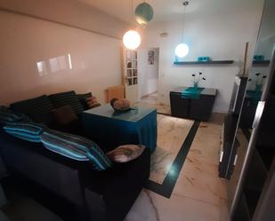 Sala d'estar de Pis de lloguer en Úbeda amb Aire condicionat, Calefacció i Moblat