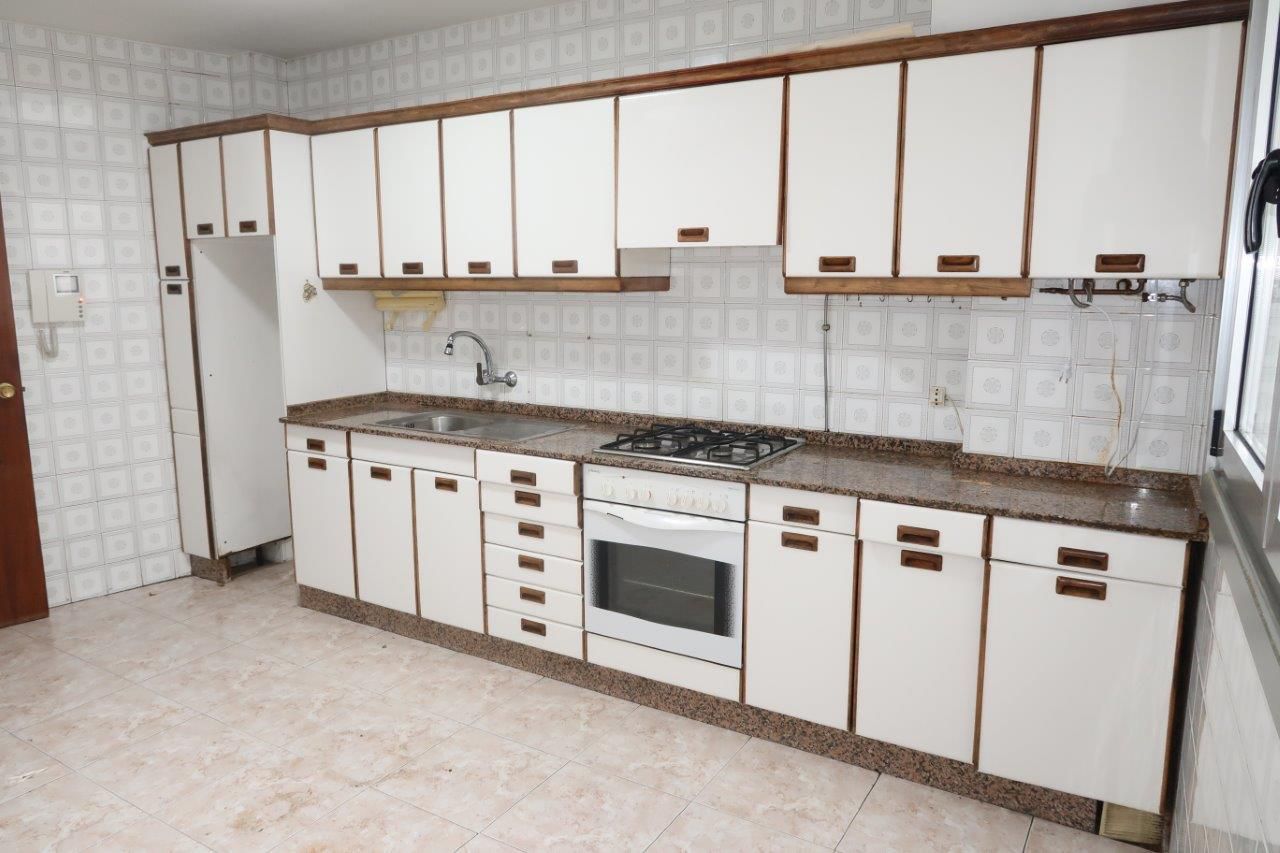 Kitchen of Flat for sale in A Coruña Capital   with Parquet flooring