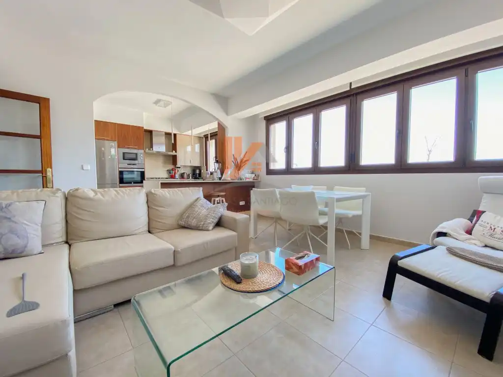 Sala d'estar de Casa o xalet en venda en Porto do Son amb Aire condicionat, Terrassa i Rentadora