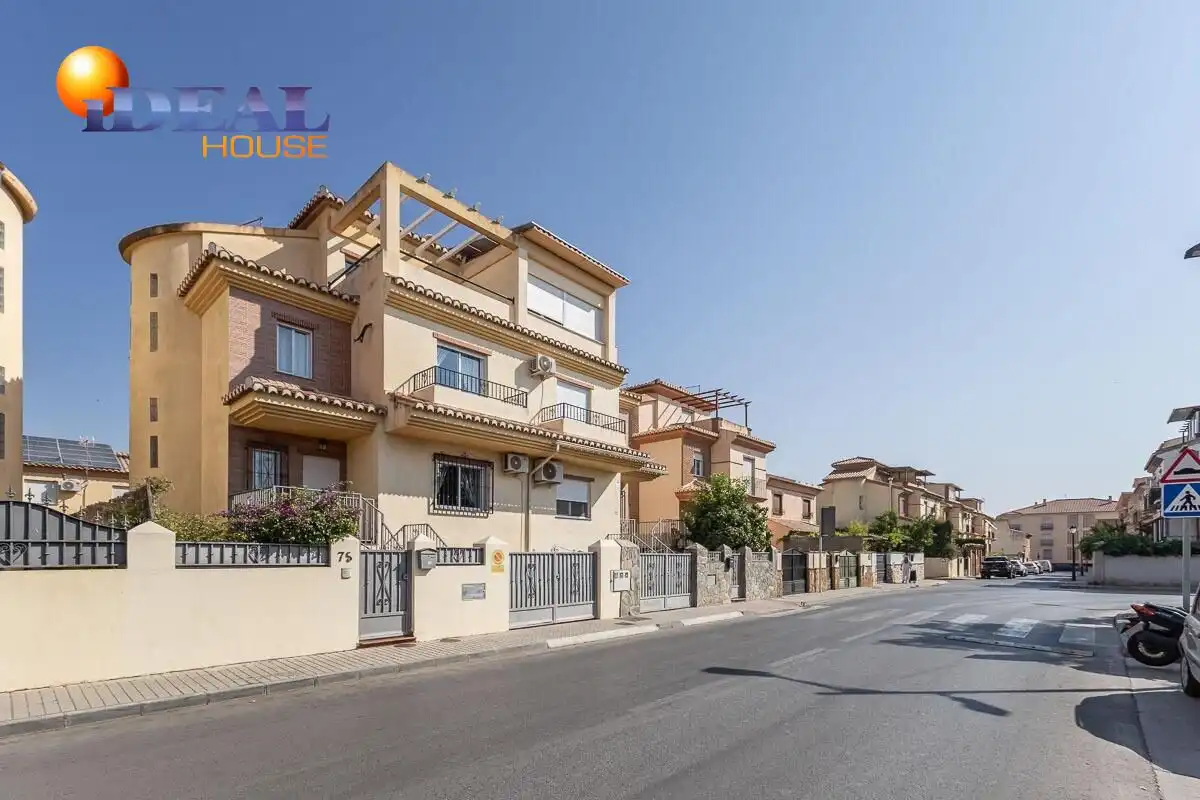 Home with pool for sale in Calle CARLOS CANO (HI), imagen 36