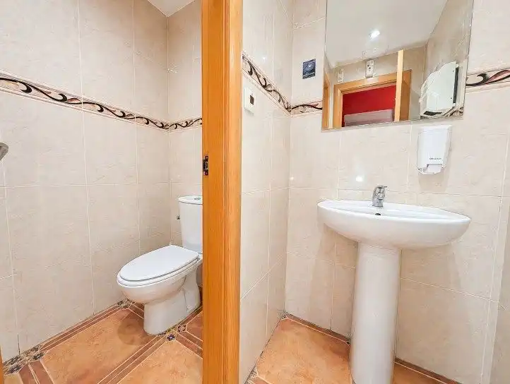 Local comercial de lloguer a elche, imagen 22