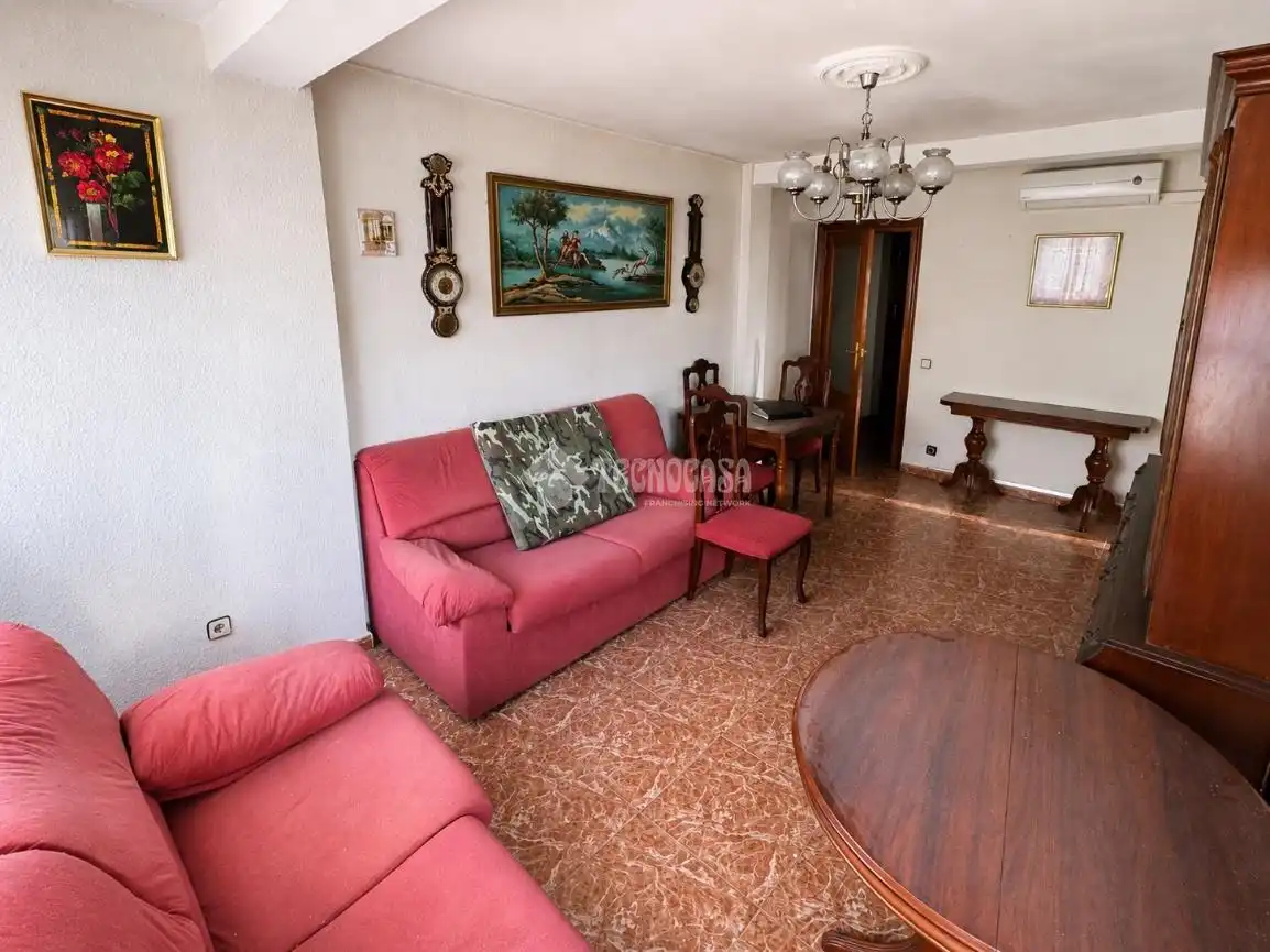 Living room of Flat for sale in Aranjuez  with Air Conditioner and Storage room