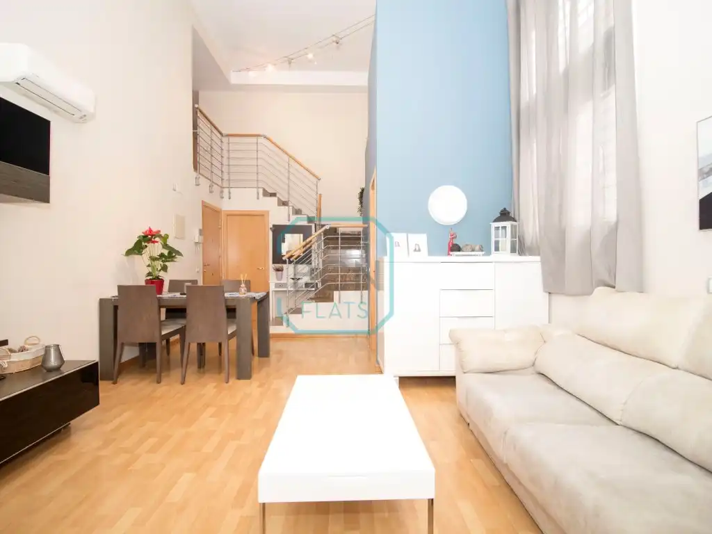 Wohnzimmer von Maisonette zum Verkauf in Barcelona