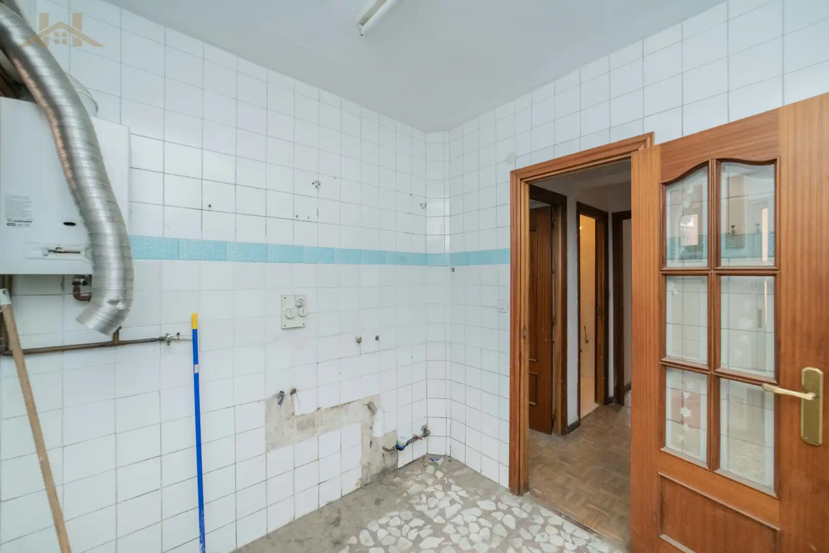 Bathroom of Flat for sale in Madrid  with Heating