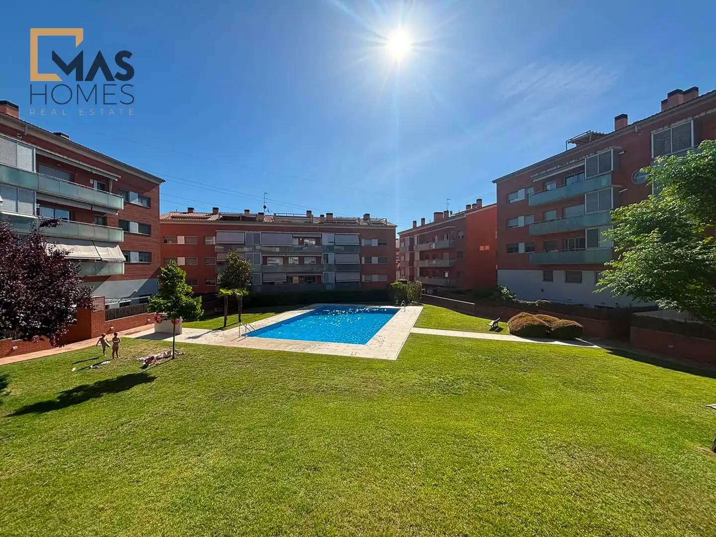 Piscina de Pis en venda en Rubí amb Aire condicionat, Calefacció i Balcó