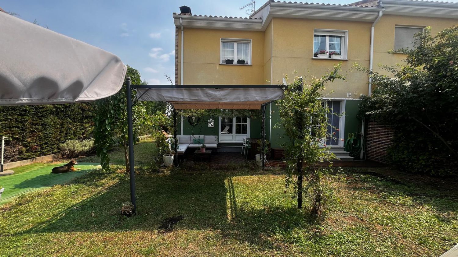 Jardín de Casa o chalet en venta en Carrascal de Barregas con Calefacción y Terraza