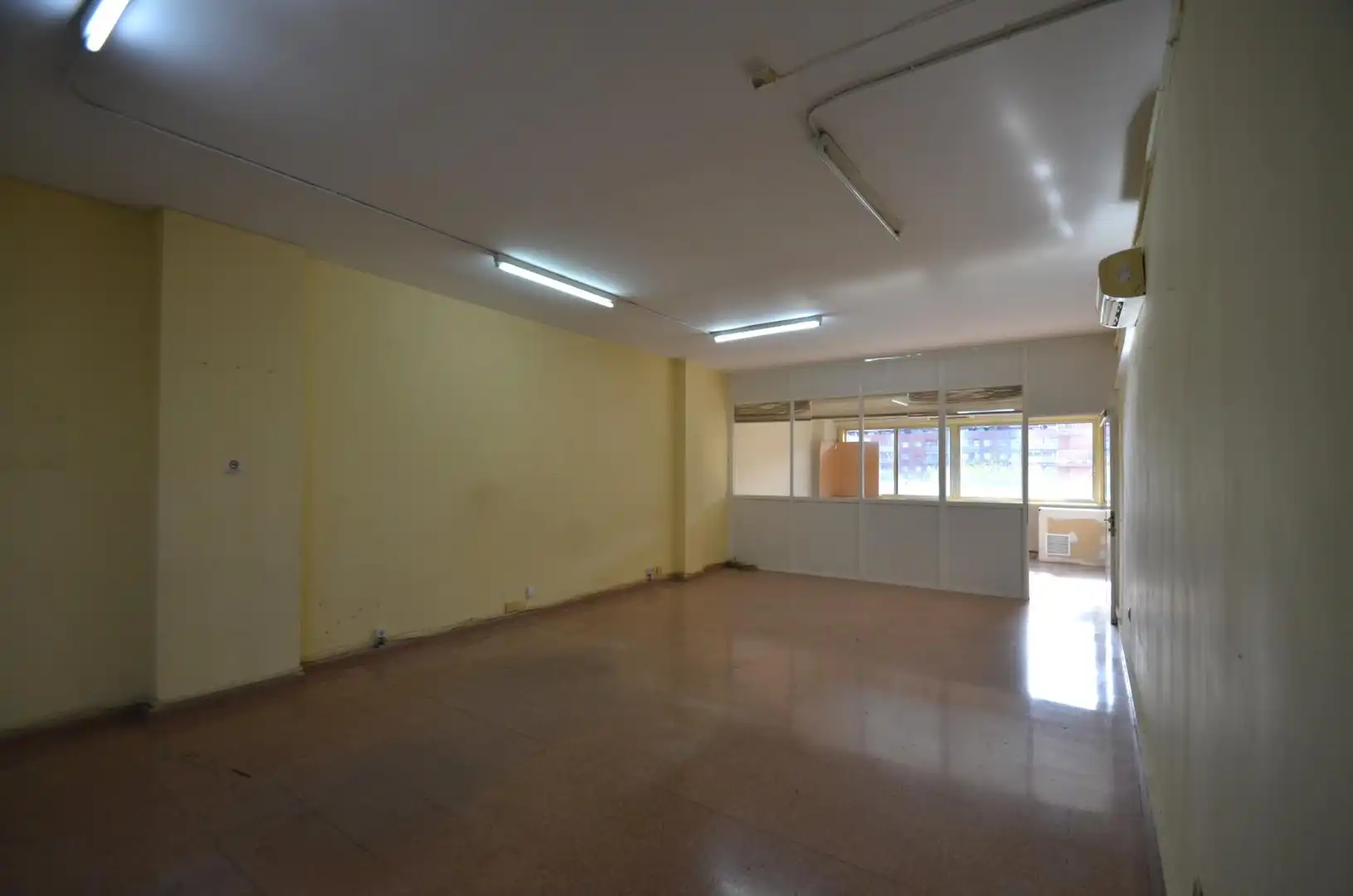 Office space to rent in SOLER I CARBONELL 28