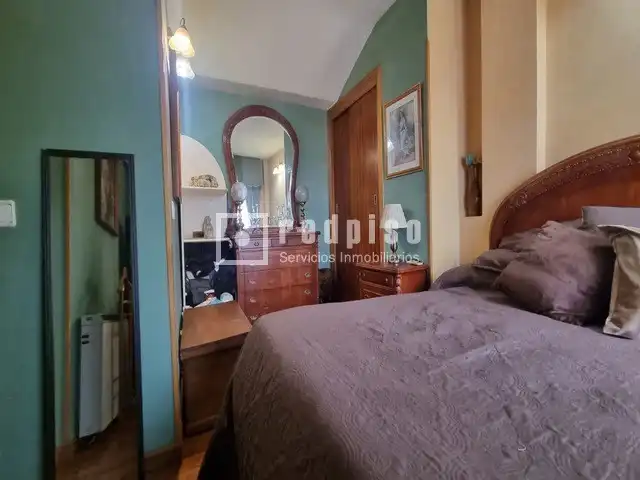 Dormitori de Casa o xalet en venda en Colmenar Viejo amb Aire condicionat, Calefacció i Jardí privat