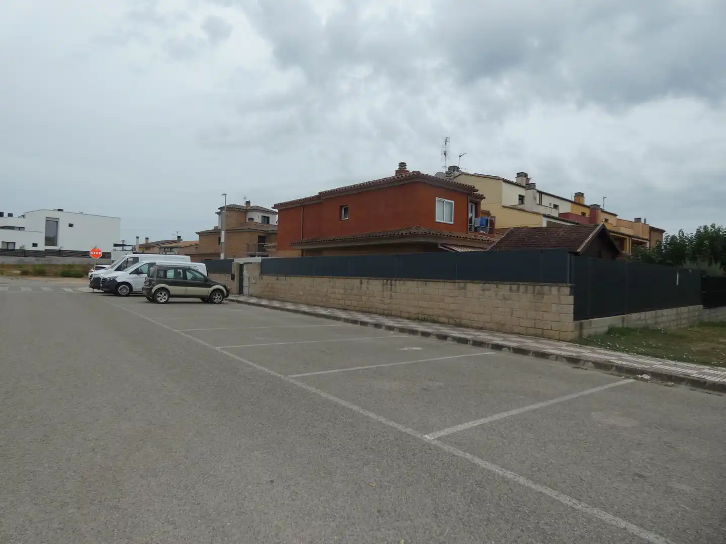 Parking of Houses for sale in Llagostera  with Air Conditioner, Heating and Private garden