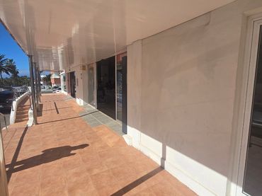 Local comercial en alquiler en Avenida Santiago Puig