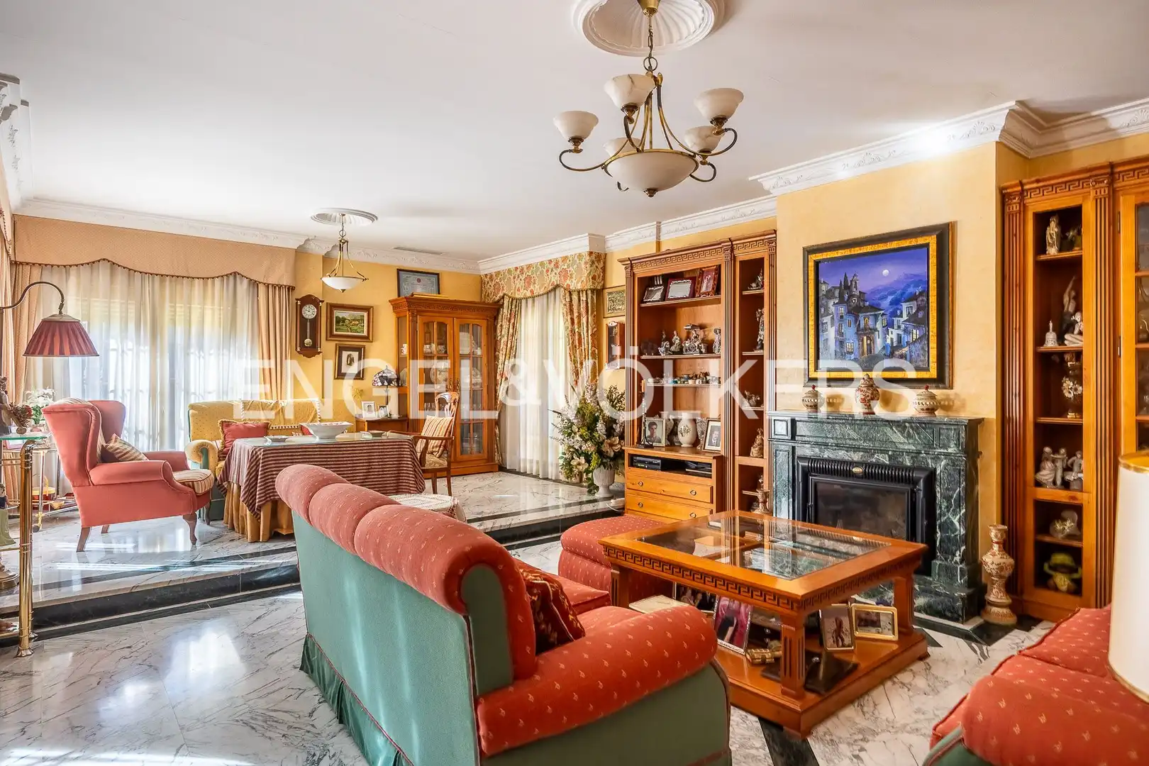Living room of Houses for sale in Sevilla  with Air Conditioner, Heating and Private garden