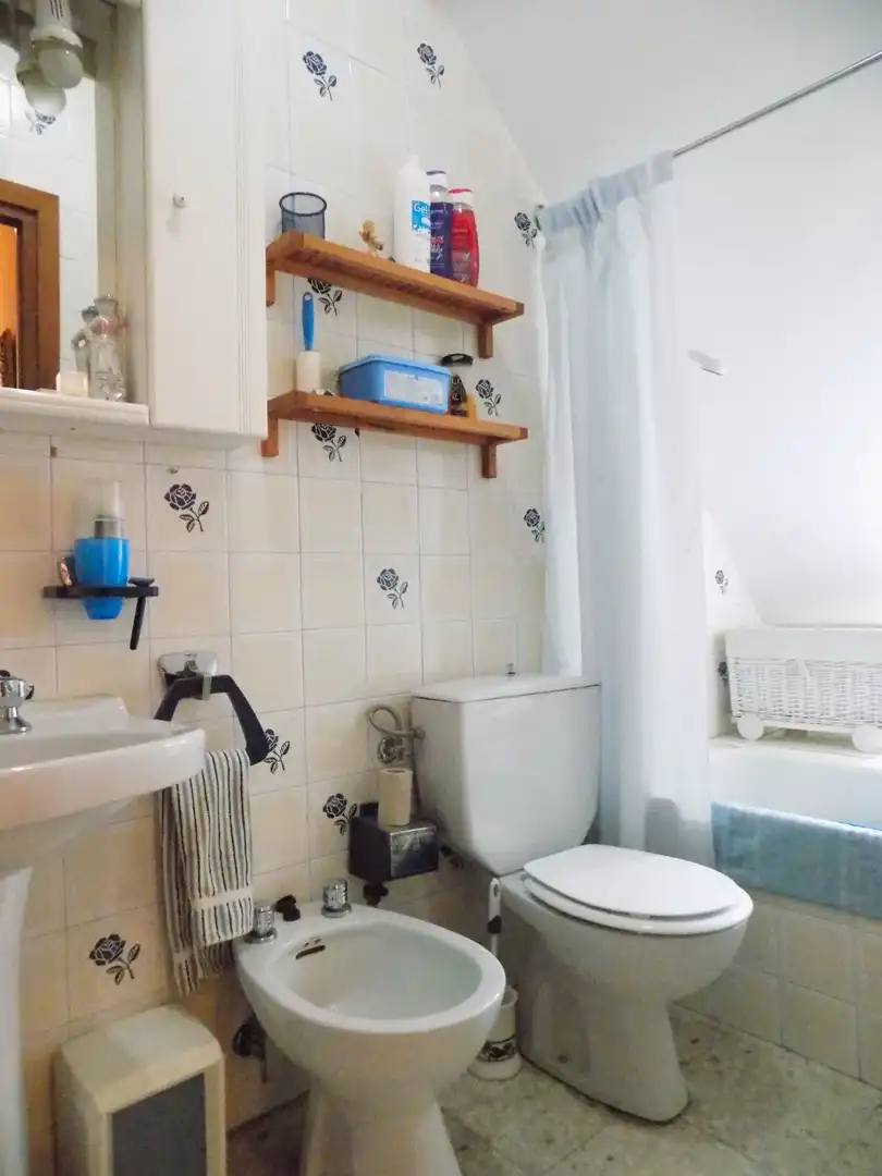 Baño de Apartamento en venta en Lanzahíta con Aire acondicionado, Terraza y Amueblado