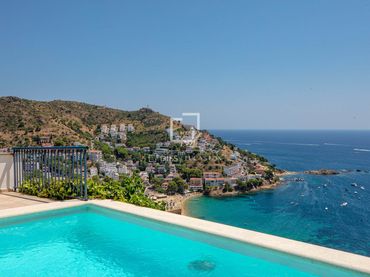 Villa con piscina in vendita a Almadrava - Canyelles - Puig-Rom