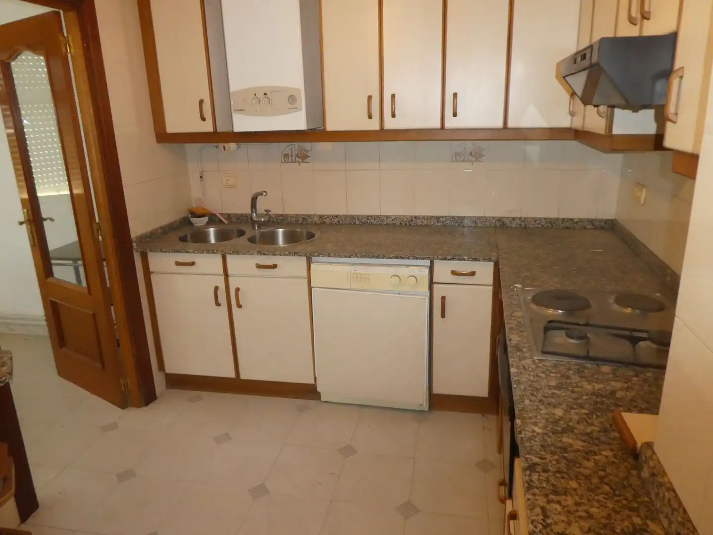 Küche von Wohnung zum Verkauf in Santa María del Campo mit Heizung
