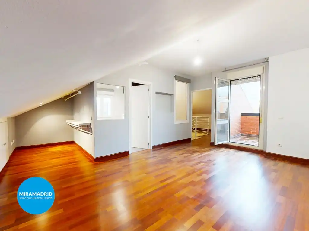 Habitación de Casa o chalet en venta en Paracuellos de Jarama con Piscina