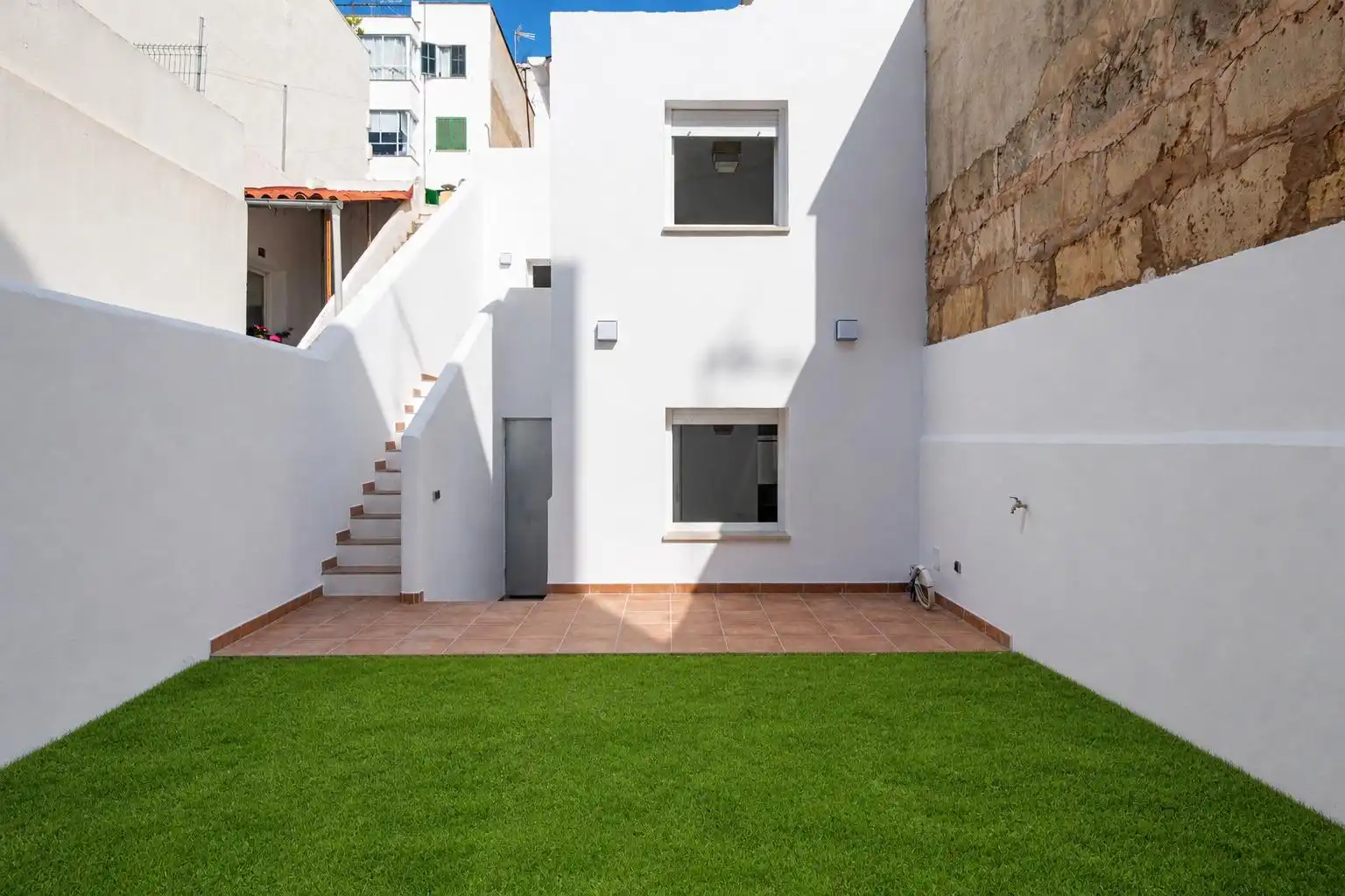 Vista exterior de Casa o xalet en venda en  Palma de Mallorca amb Jardí privat i Terrassa