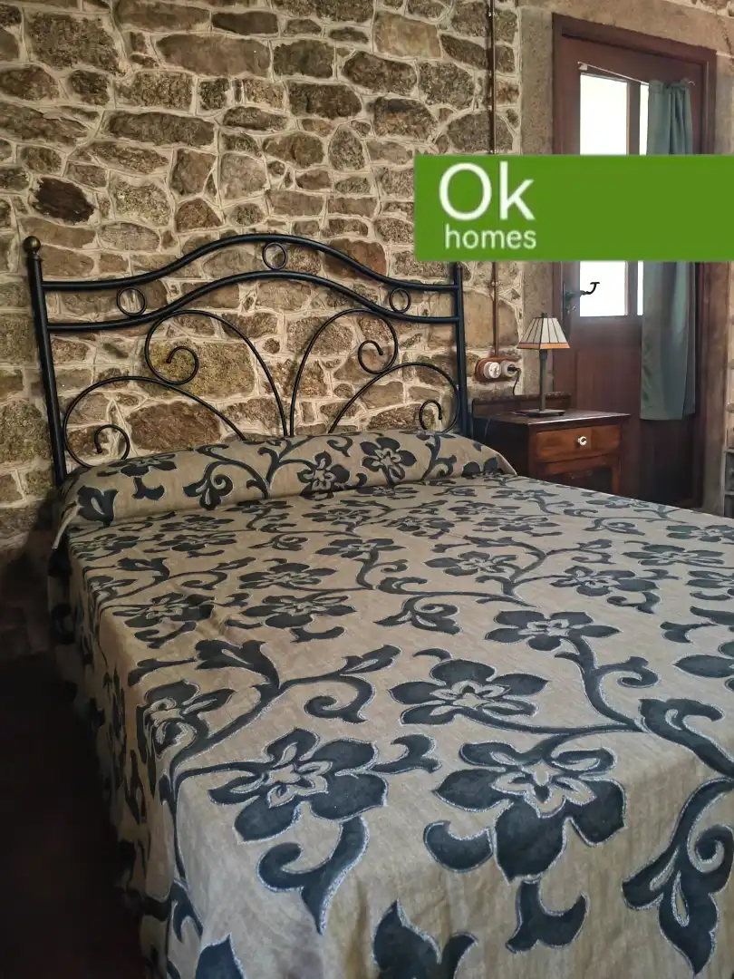 Schlafzimmer von Country house zum Verkauf in Guitiriz mit Heizung, Parkett und Abstellraum