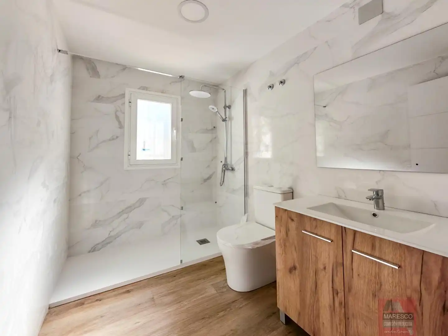 Bathroom of Flat for sale in Mijas pueblo