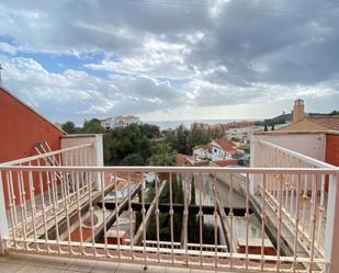 Casa adosada en venda a Torreblanca del Sol