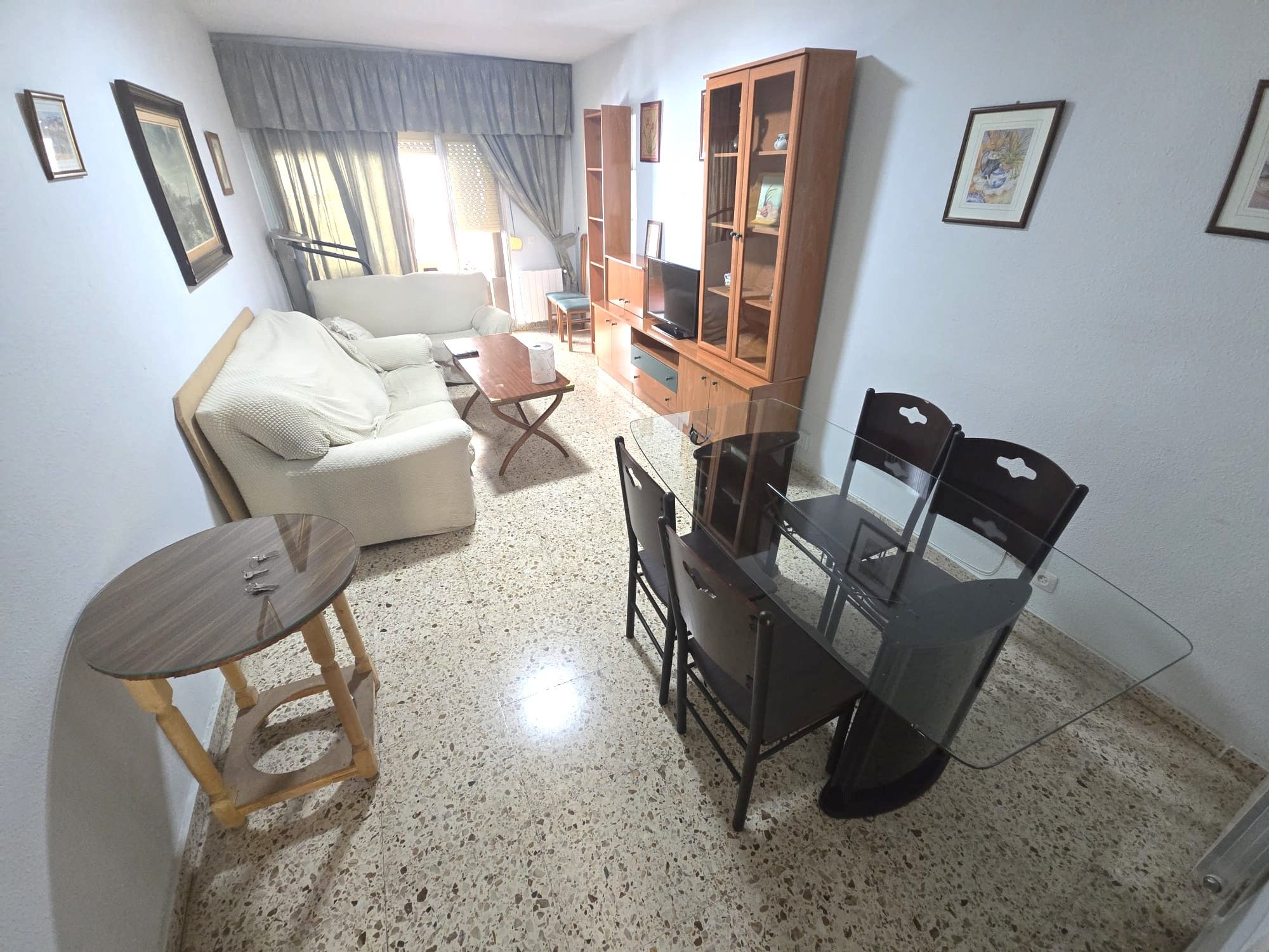 Living room of Flat to rent in Cáceres Capital  with Heating, Terrace and Furnished