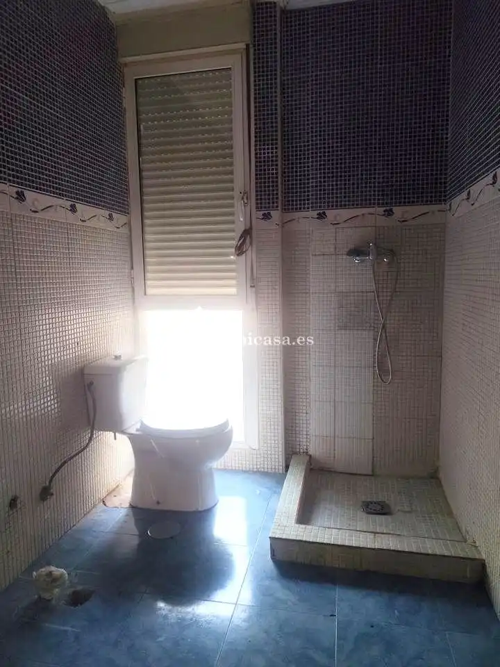 Baño de Planta baja en venta en Jaén con Terraza y Balcón