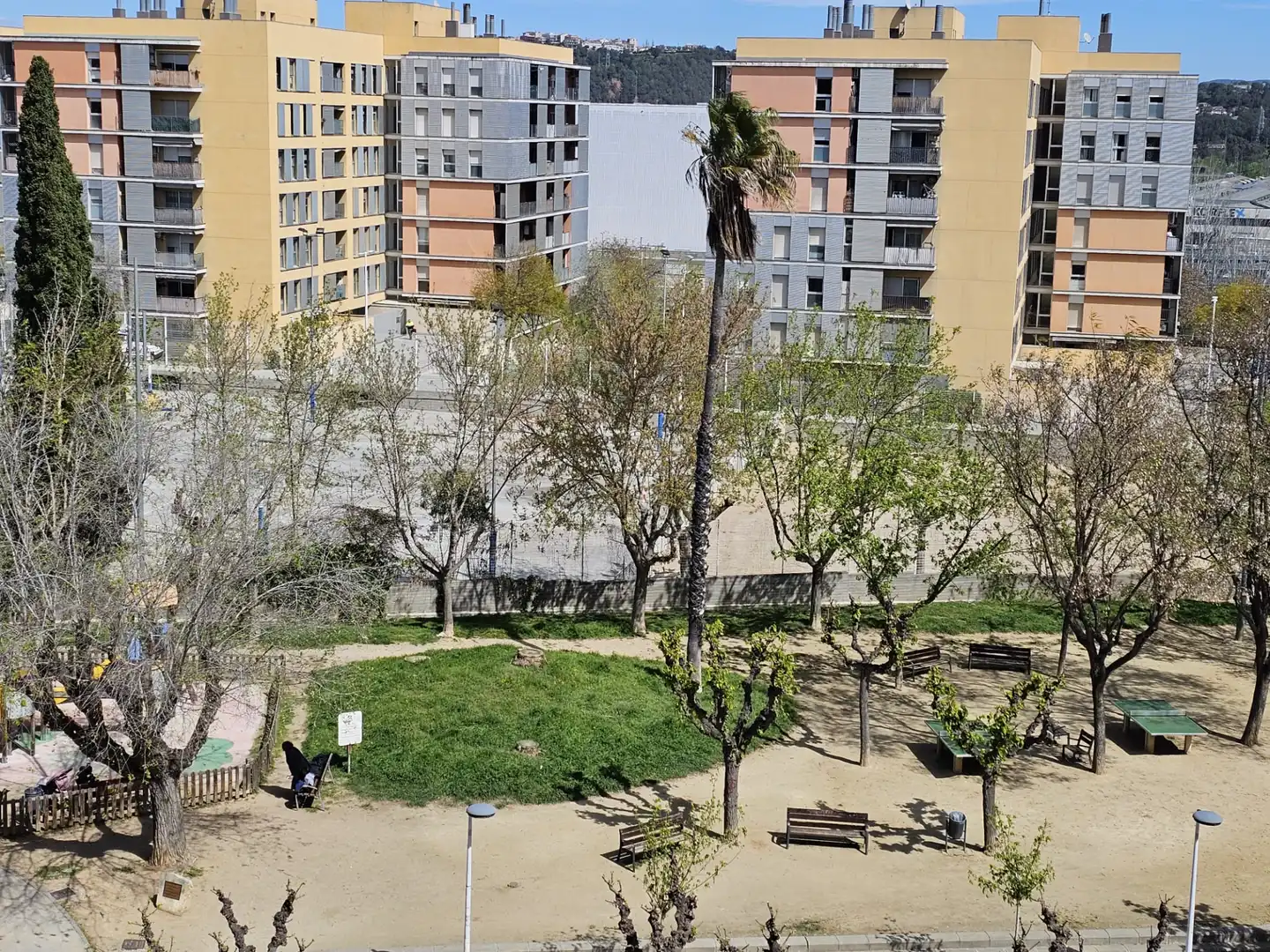 Vista exterior de Pis en venda en Sant Andreu de la Barca amb Aire condicionat, Calefacció i Terrassa