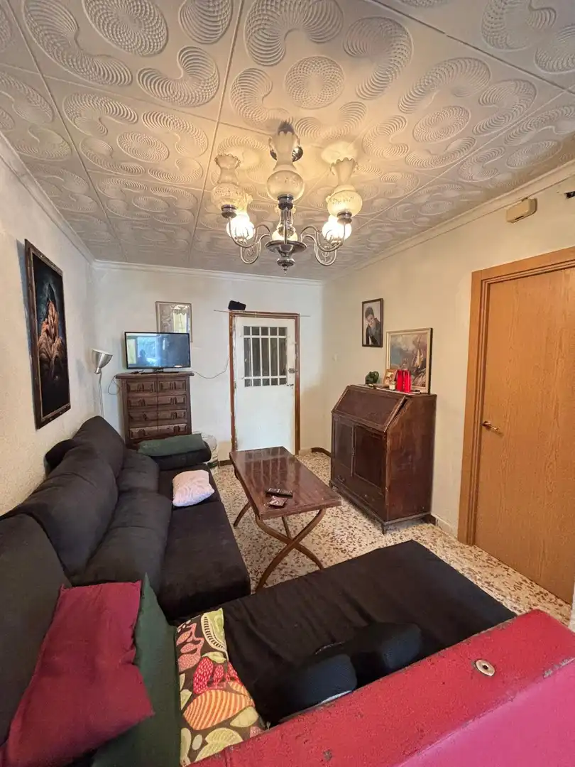 Wohnzimmer von Country house zum Verkauf in Viso del Marqués mit Balkon