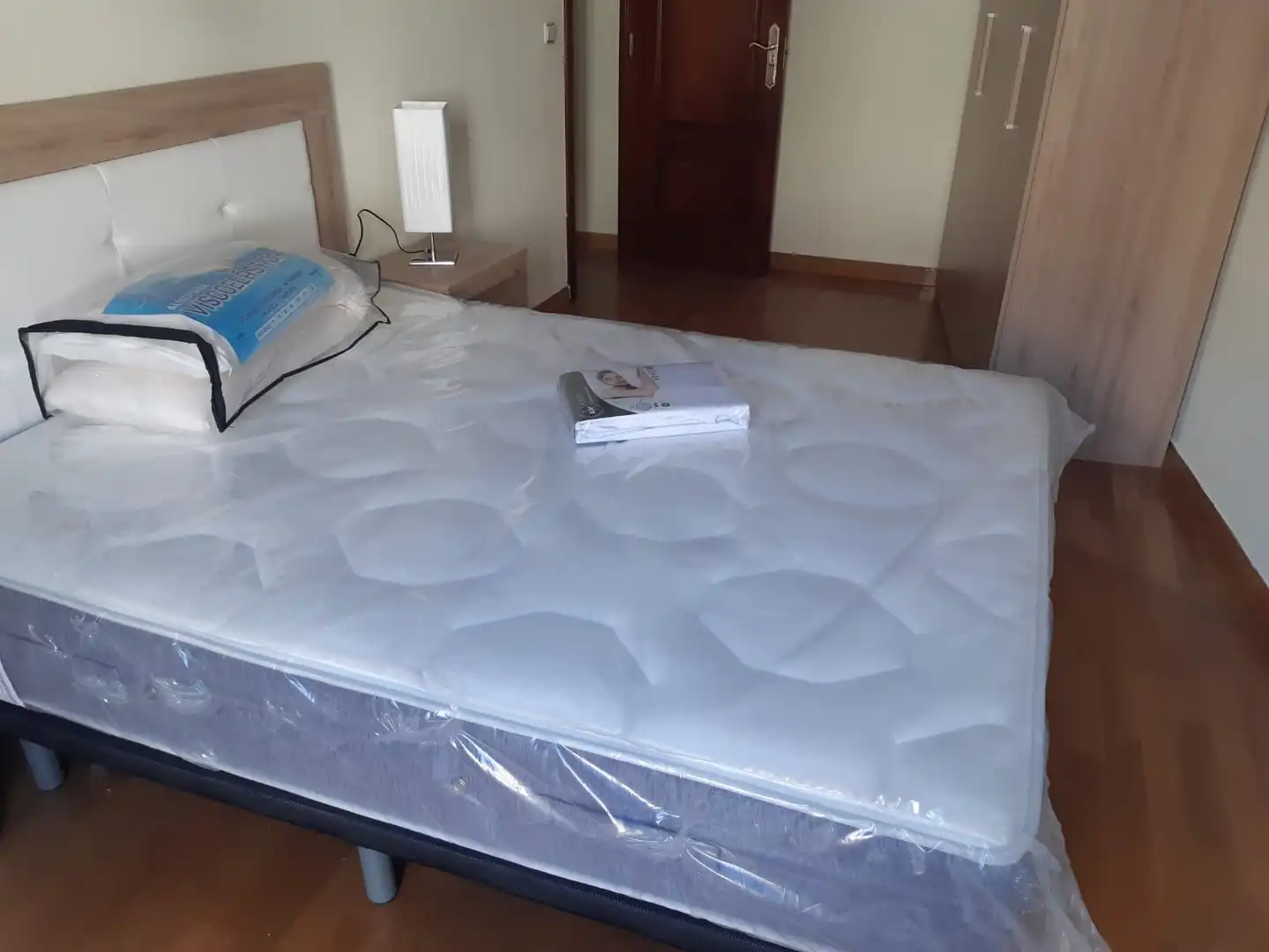 Bedroom of Flat for rent in Salamanca  with Heating, Parquet flooring and Furnished