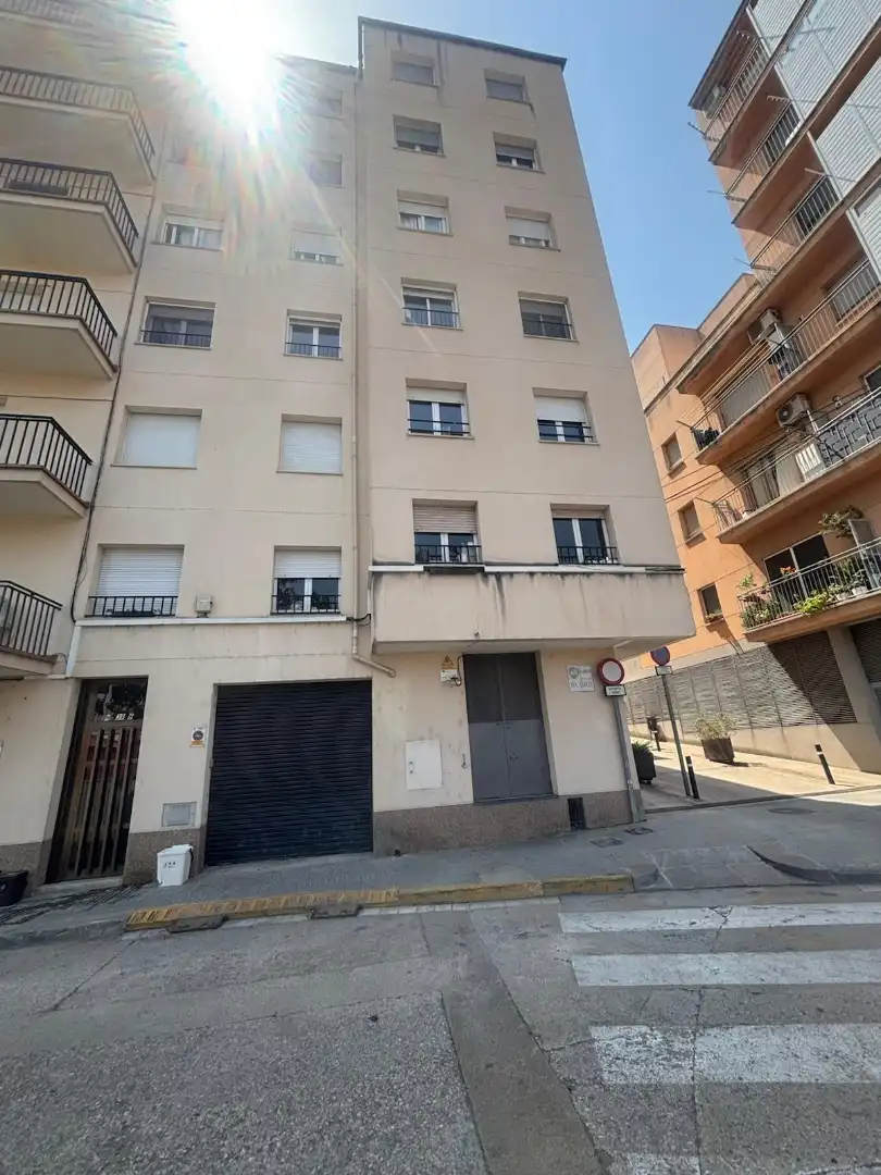 Vista exterior de Pis en venda en Capellades amb Calefacció i Balcó