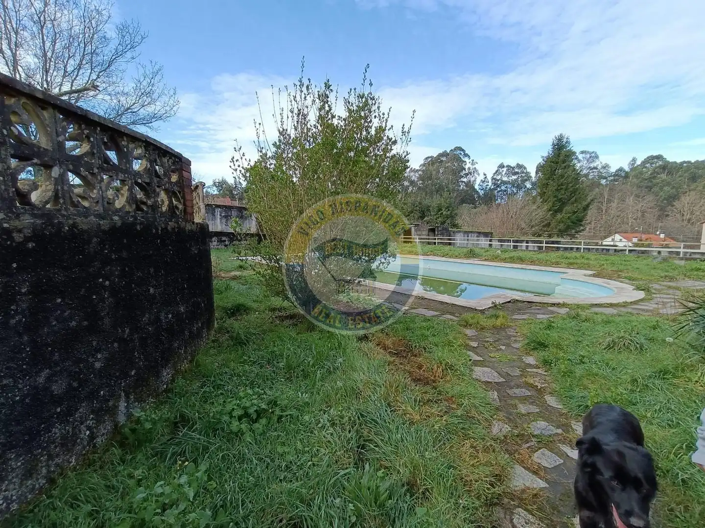 Finca rústica en venta en Vigo  con Calefacción, Trastero y Piscina