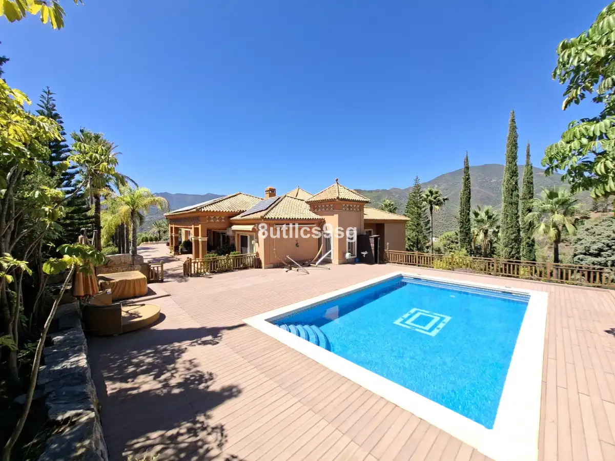 Vista exterior de Finca rústica en venta en Istán, Málaga