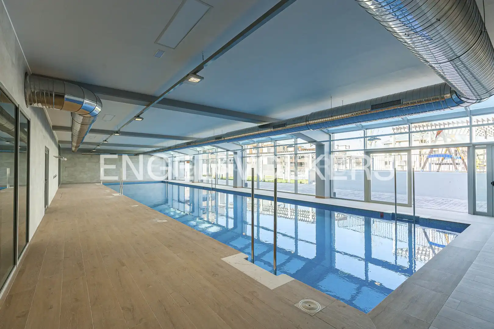 Piscina de Piso en venta en Majadahonda con Aire acondicionado, Calefacción y Terraza