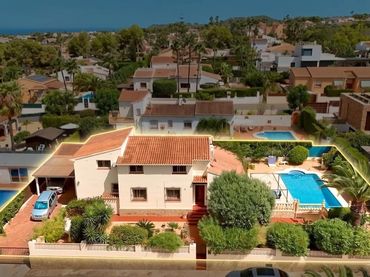 Casa con piscina in vendita a Cap Martí - El Tossalet - Pinomar