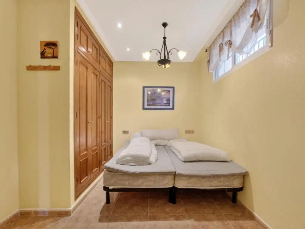 Habitación de Casa o chalet en venta en Orihuela con Jardín privado y Piscina
