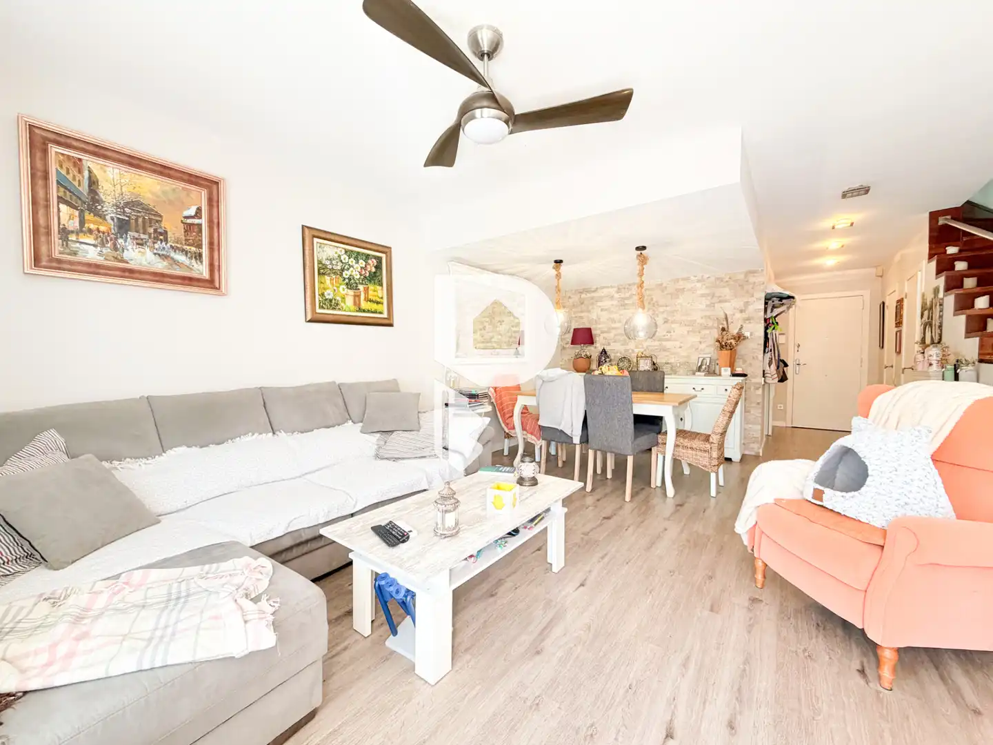 Houses for rent in Carrer Sant Jordi, 11, Corbera de Llobregat
