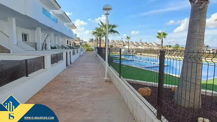 Detached house with pool for sale in Los Balcones - Los Altos, imagen 2