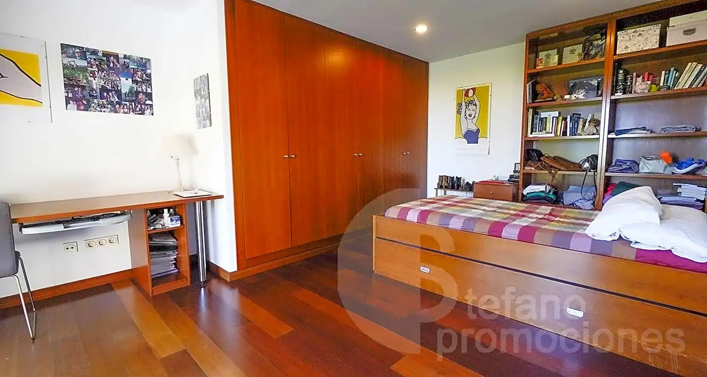 Habitación de Casa o chalet en venta en Málaga con Aire acondicionado, Calefacción y Jardín privado
