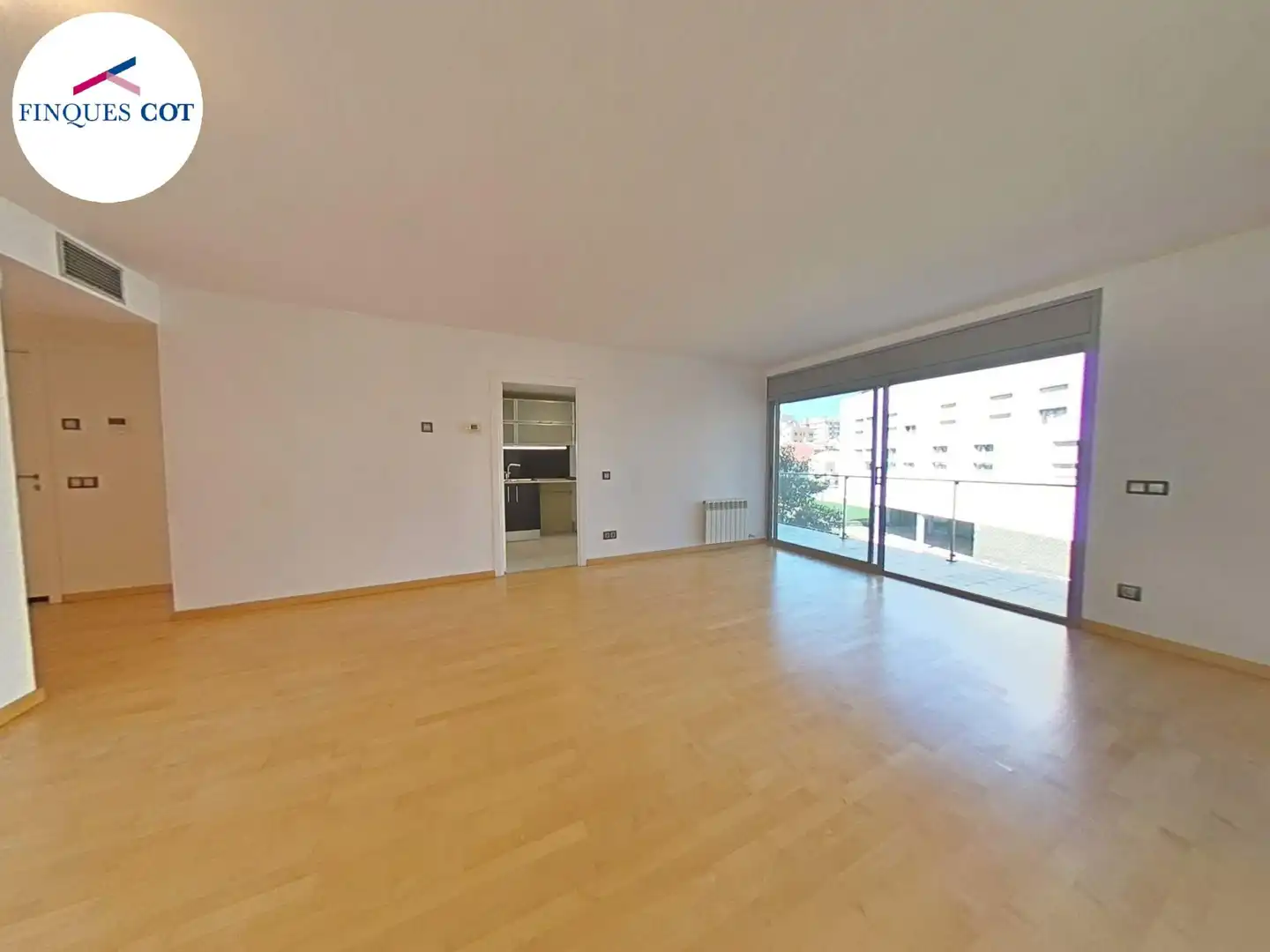 Living room of Flat for sale in Granollers  with Heating, Parquet flooring and Terrace