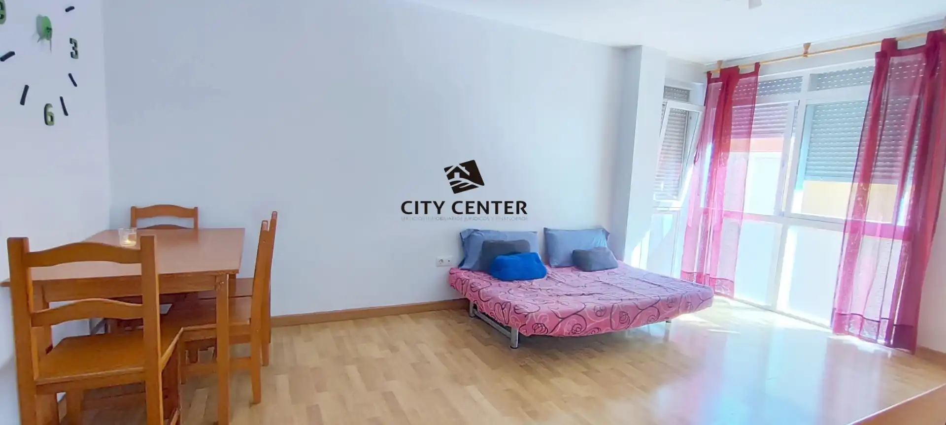Vista exterior de Apartament en venda en Arona amb Parquet, Moblat i Balcó